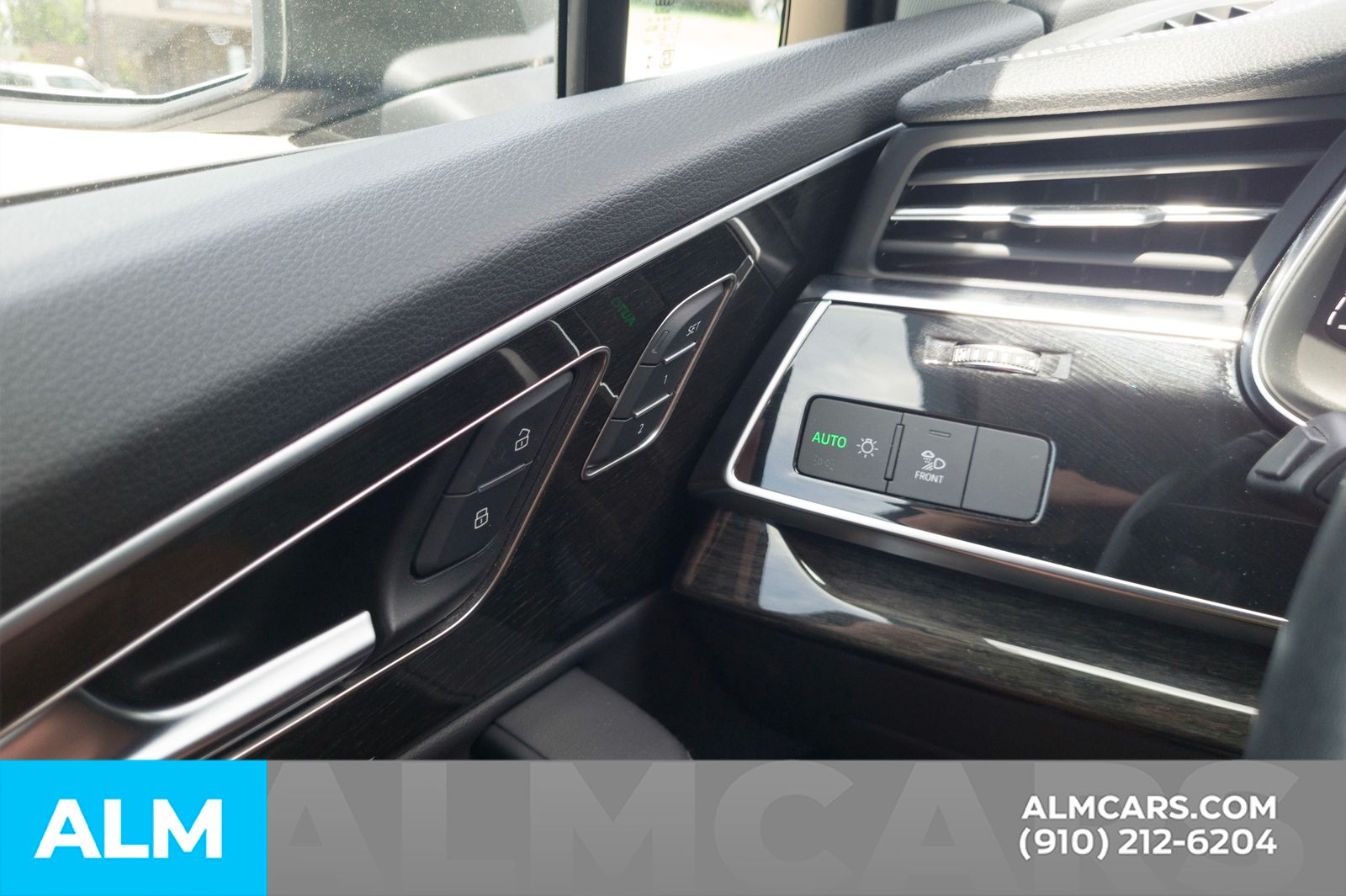 Used 2024  Audi 45 Premium Plus image 33