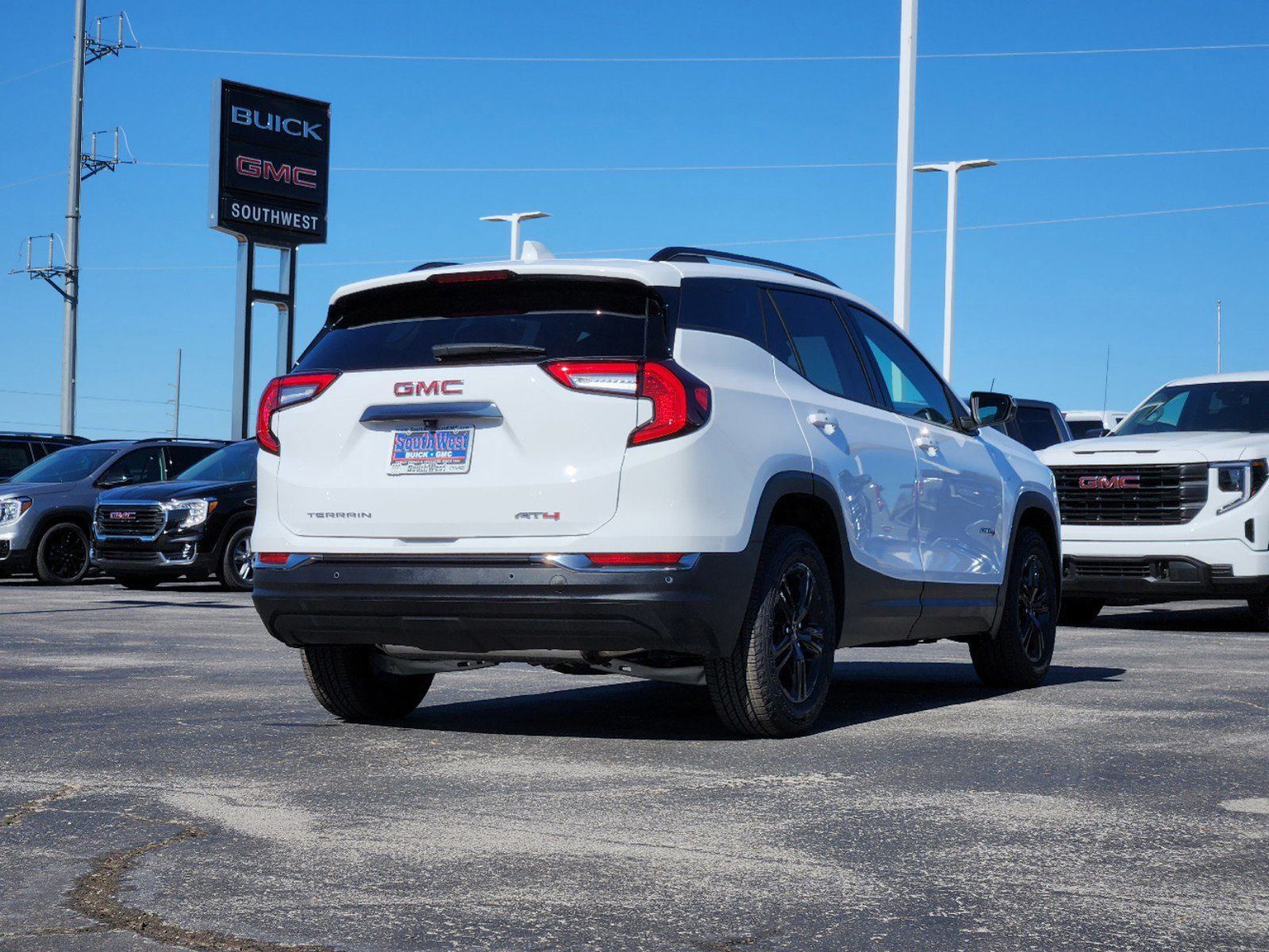 2024 GMC Terrain AT4 5