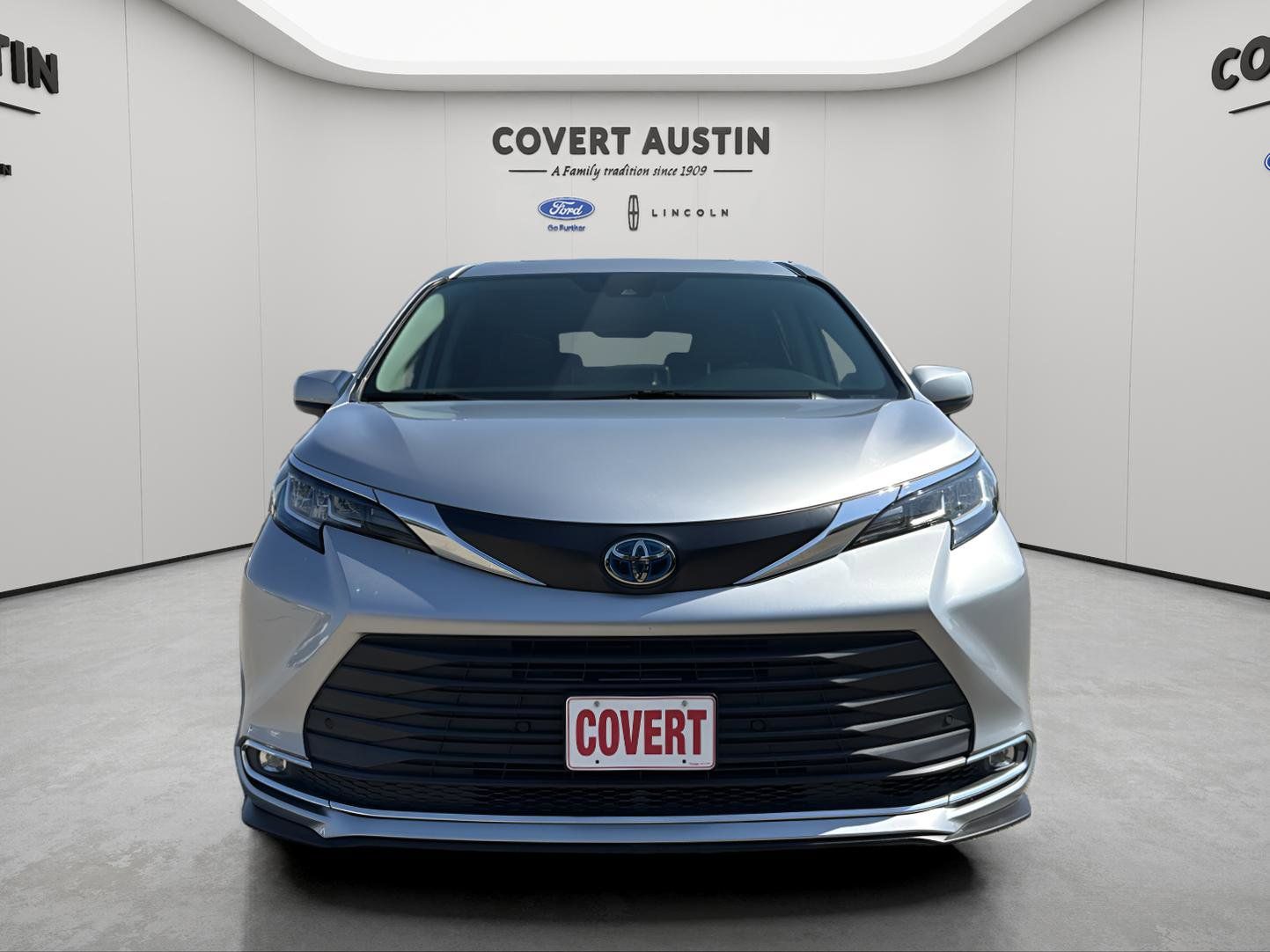 Used Car 2023 Toyota Sienna  Xle For Sale Under $50,000 In Austin, Texas