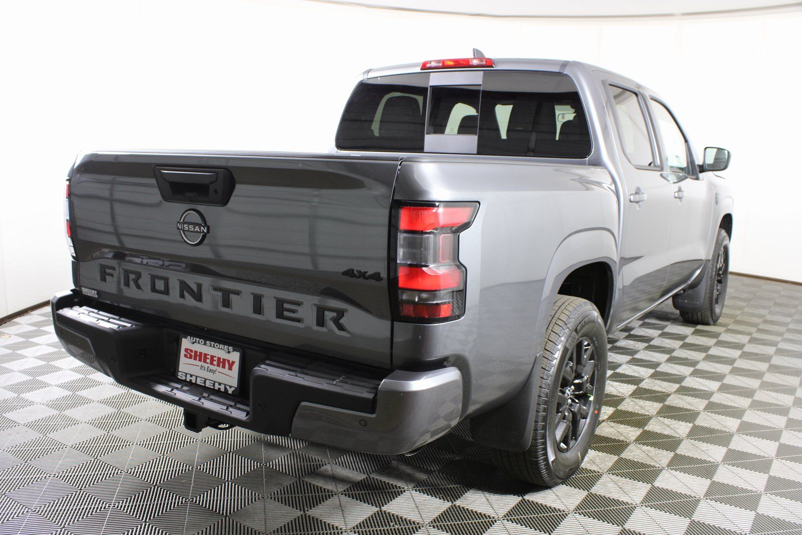 View vehicle photo 6