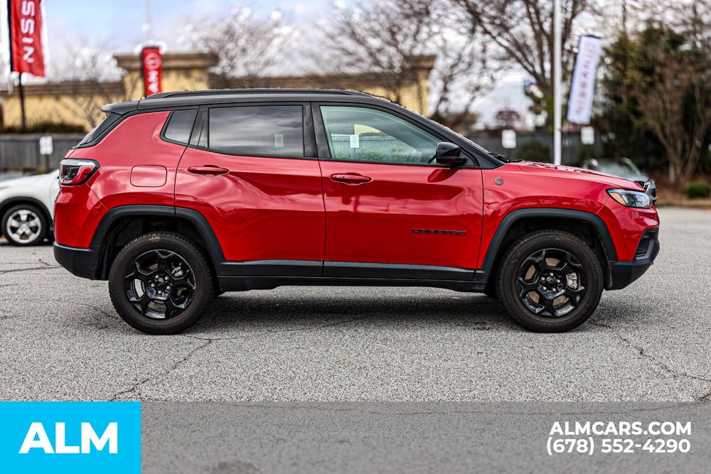 2024 Jeep Compass Trailhawk photo 8