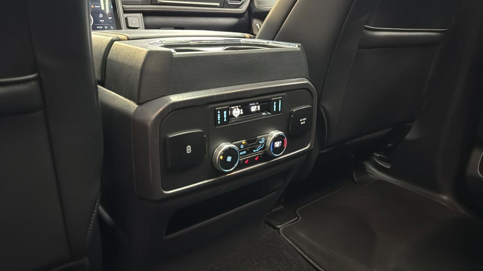 Used Car 2023 Ford Expedition  Platinum For Sale Under $60,000 In Austin, Texas