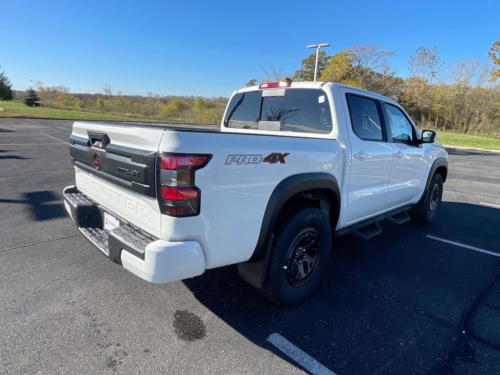 2025 Nissan Frontier PRO-4X 32