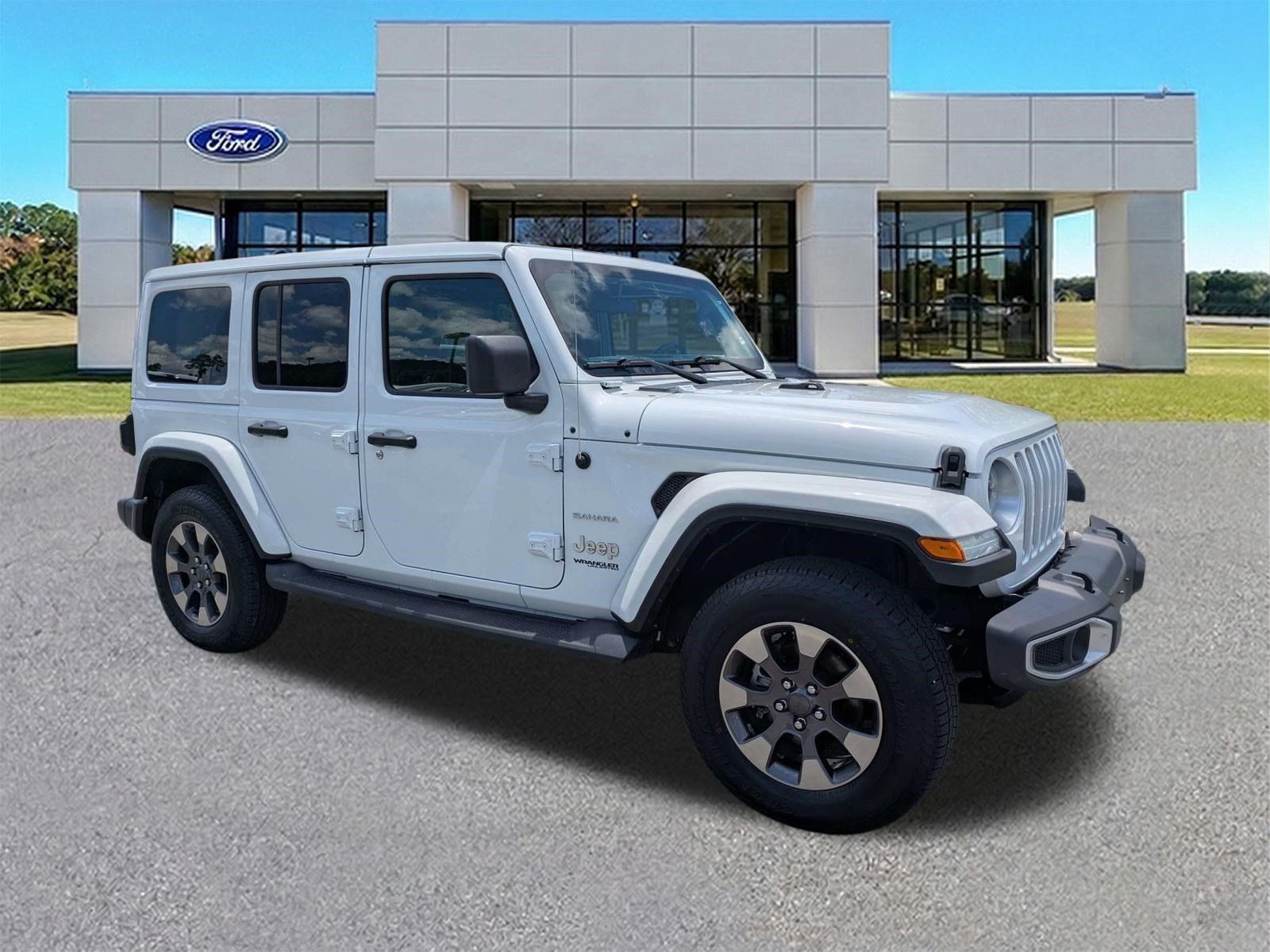 Bright White Clearcoat 2018 Jeep Wrangler SUV / Crossover Four-Wheel Drive 8-Speed Automatic