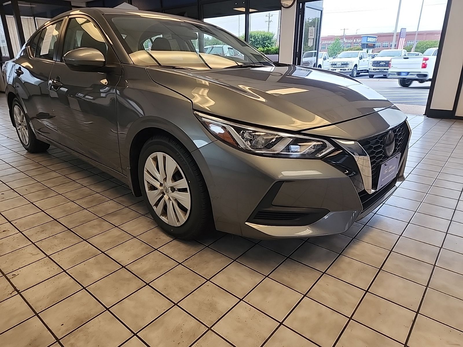 2022 Nissan Sentra S FWD