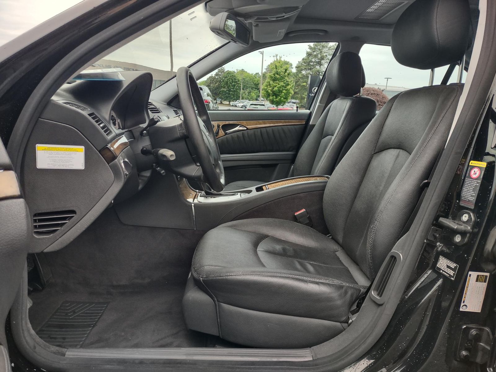 Used 2006 Black Mercedes-Benz E 500 image 9