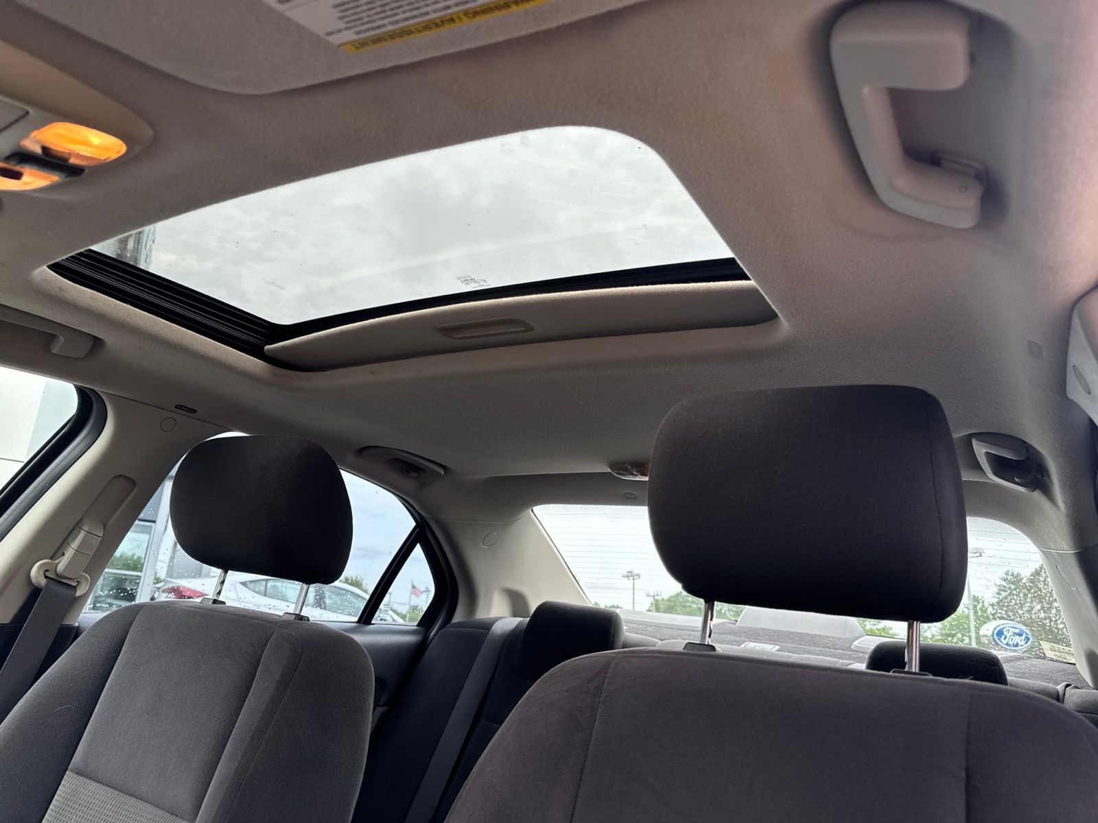 Used 2008 Dune Pearl Clearcoat Metallic Ford SEL image 9