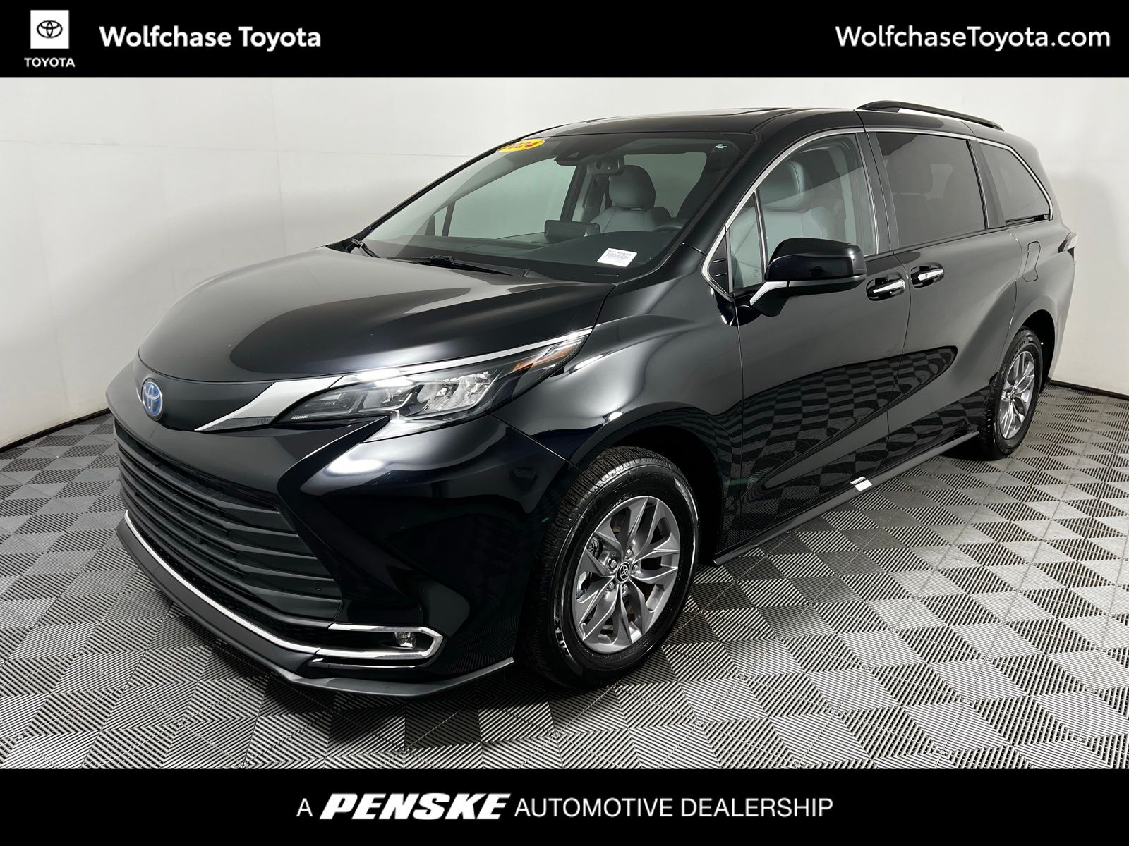 2024 Toyota Sienna XLE -
                Cordova, TN