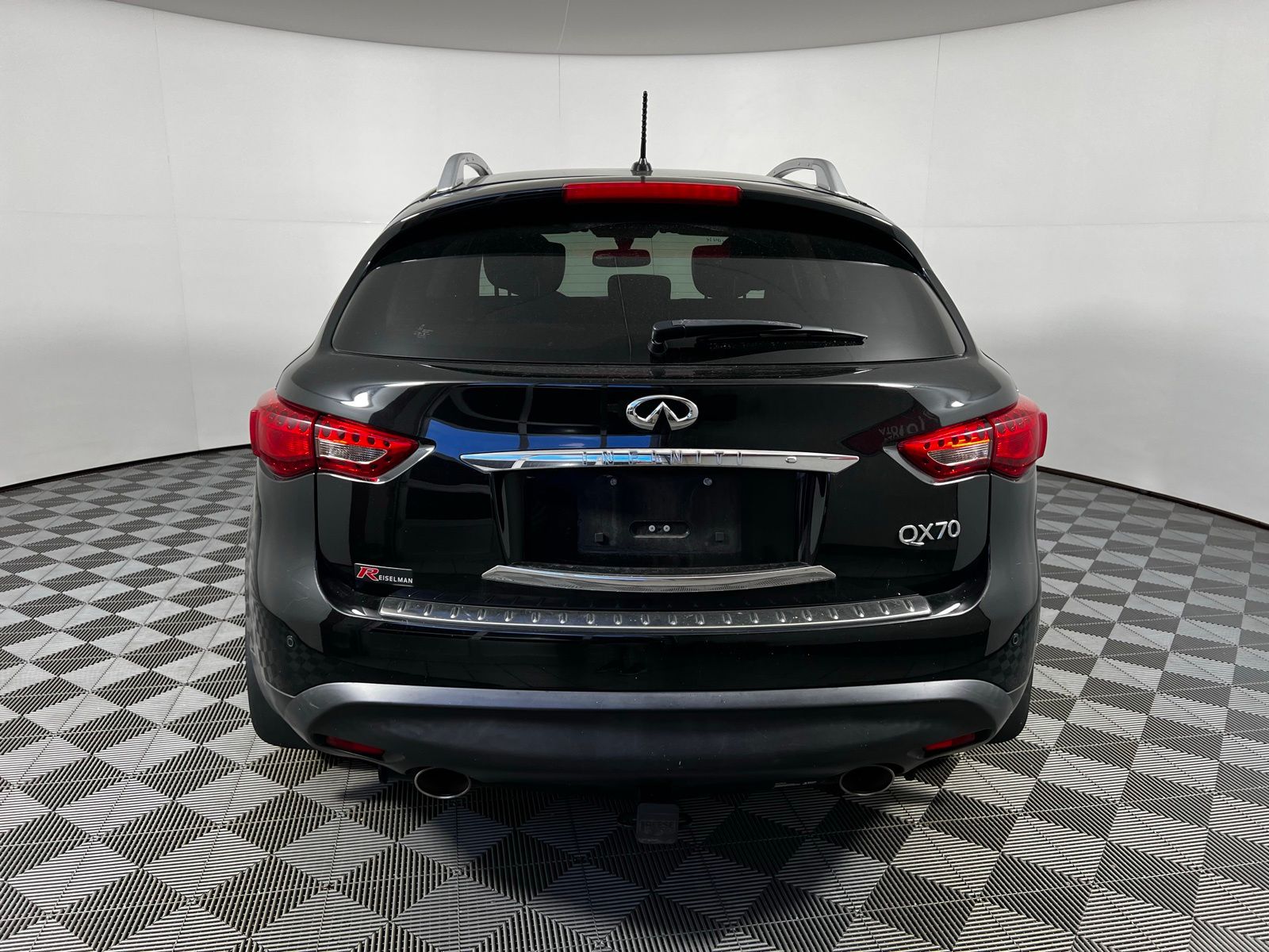 Thumbnail: 2015 INFINITI QX70 - 6