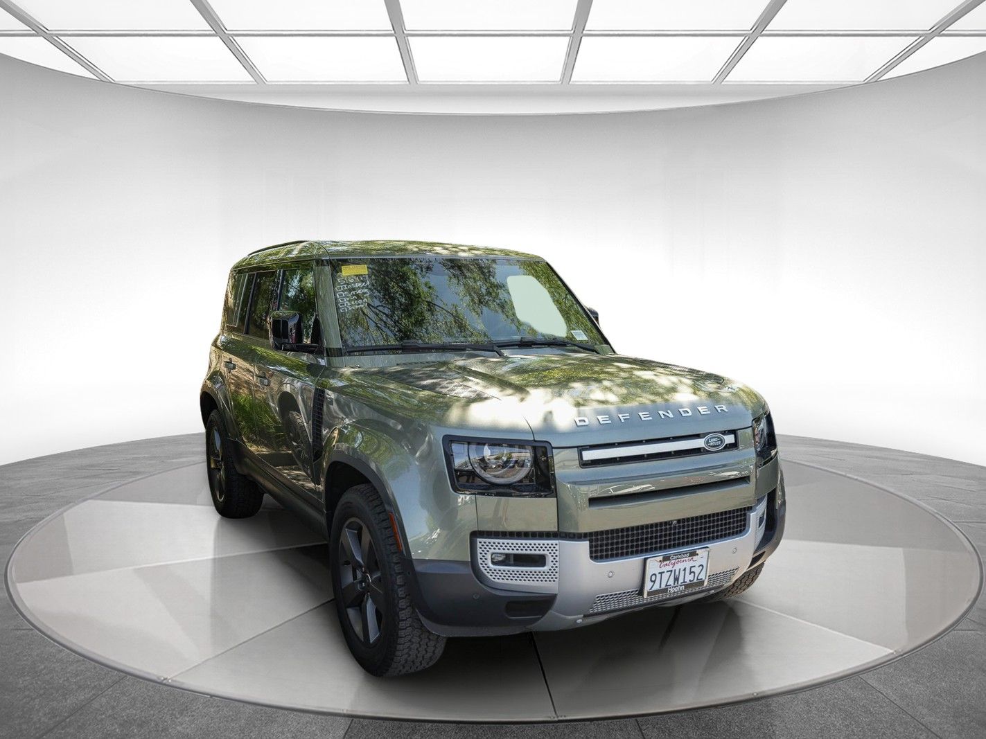 View vehicle photo 2