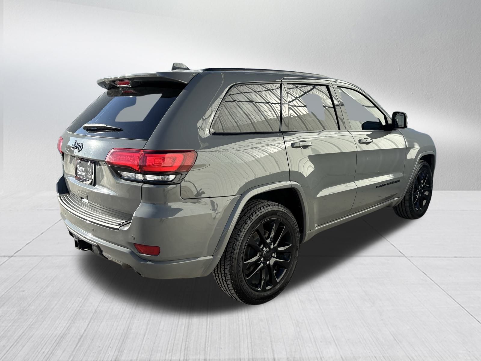 Used Car 2019 Jeep Grand Cherokee  Altitude For Sale Under $20,000 In Austin, Texas