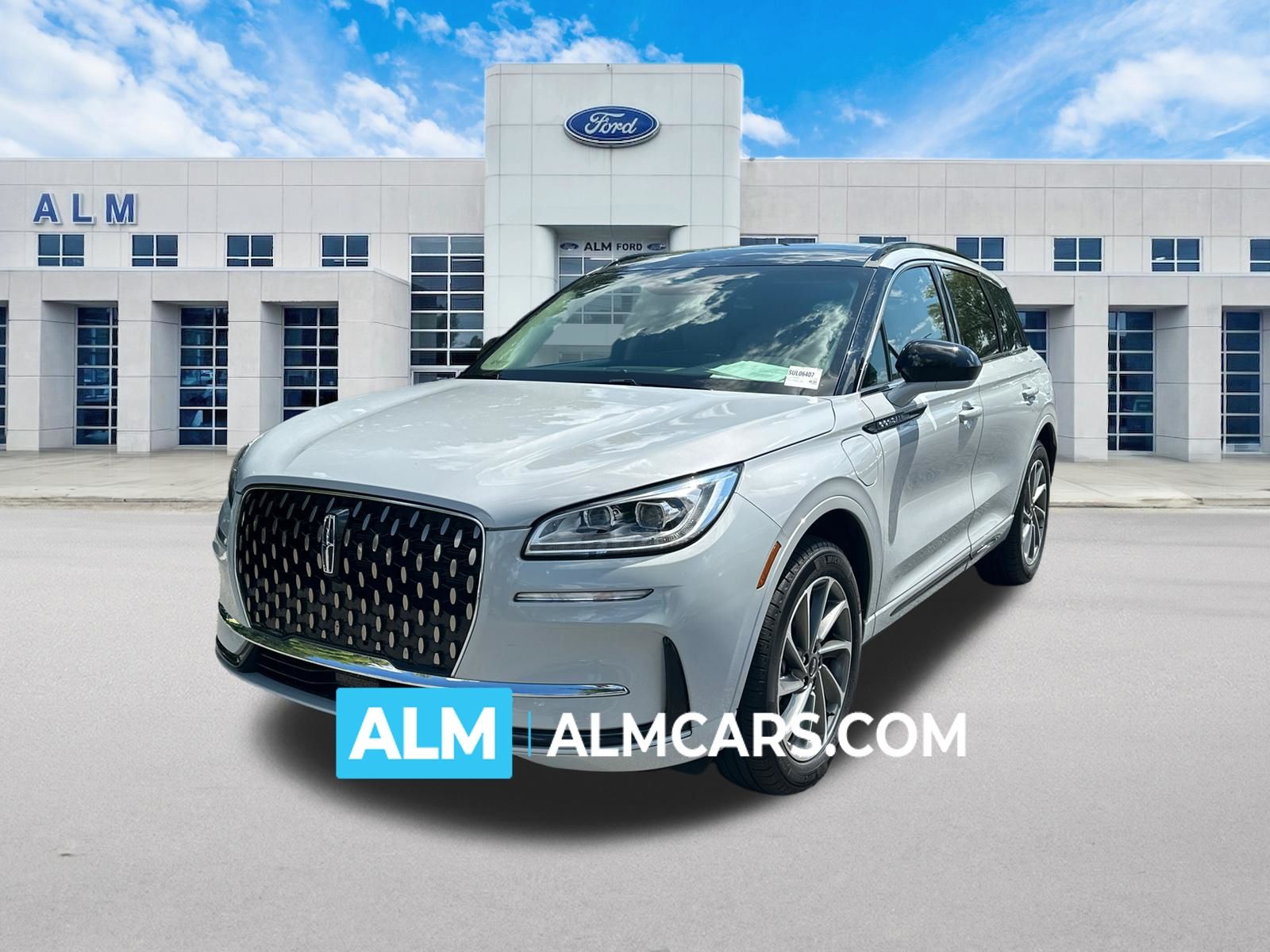 2025 Lincoln Corsair Plug-In Hybrid