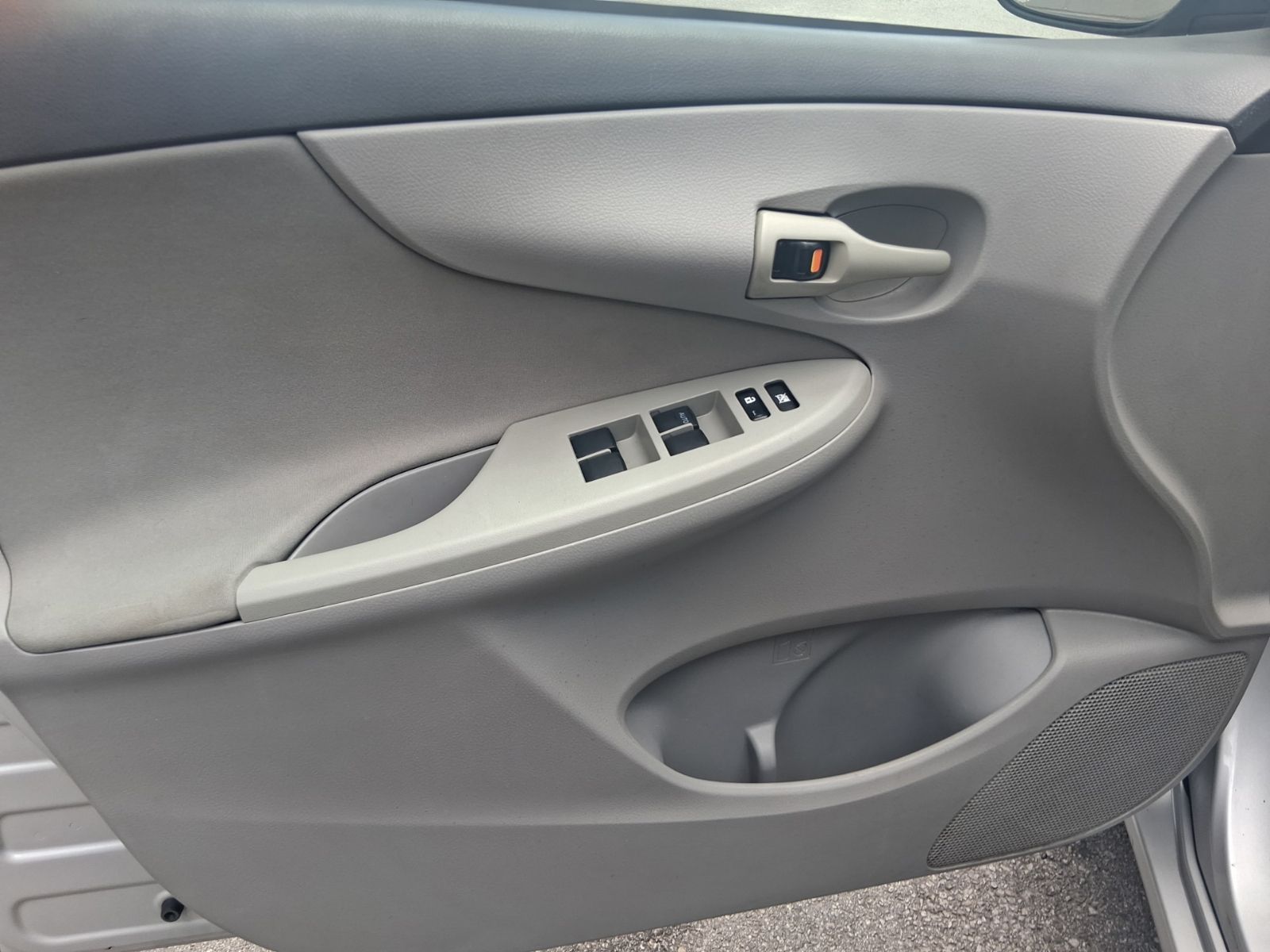 Used Car 2009 Toyota Corolla  For Sale Under $10,000 In Austin, Texas
