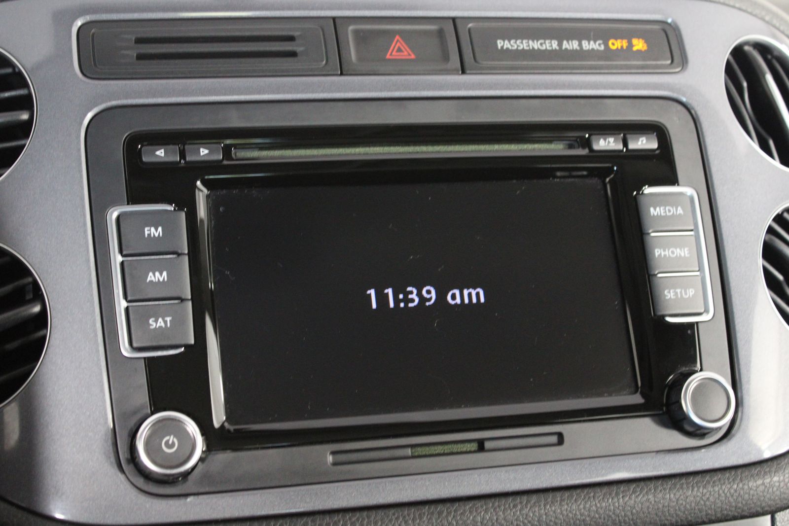 Used 2015 Gray Volkswagen S image 21