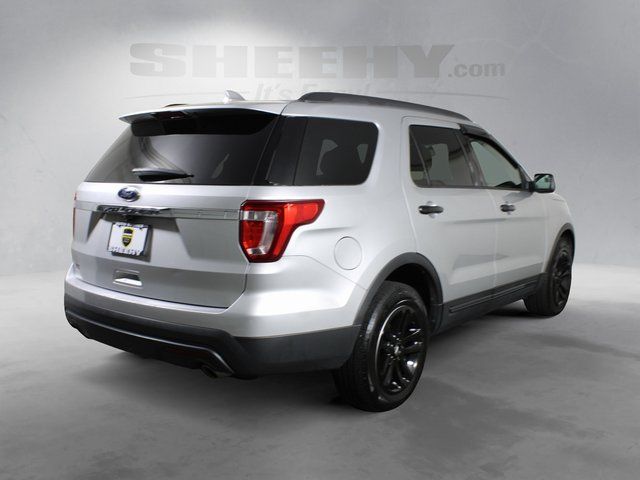 Used 2016 Silver Ford Base image 9