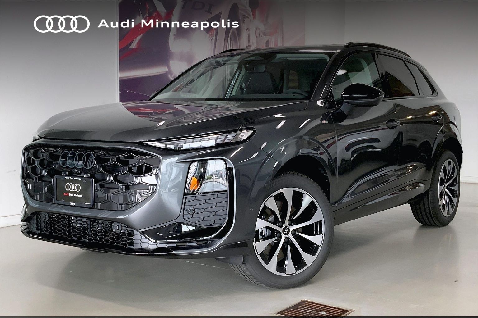 Arrow Gray Pearl Effect 2026 Audi Q3 SUV / Crossover All-Wheel Drive 7-Speed Automatic