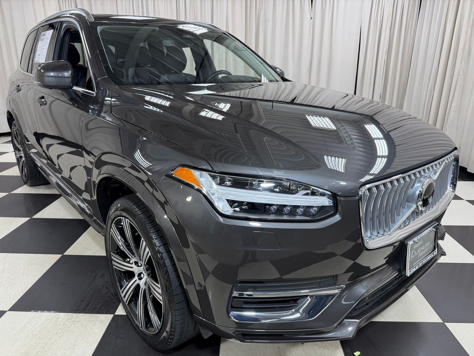 2024 Volvo XC90 Recharge T8 Plus Bright Theme 7-Passenger eAWD