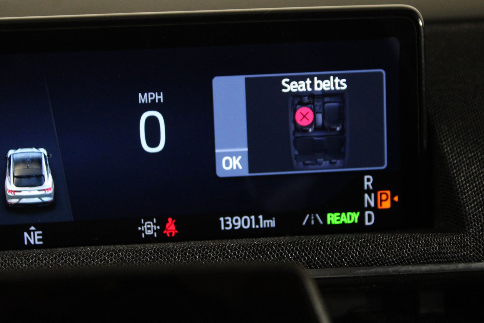 Used 2025 Green Ford Premium image 7