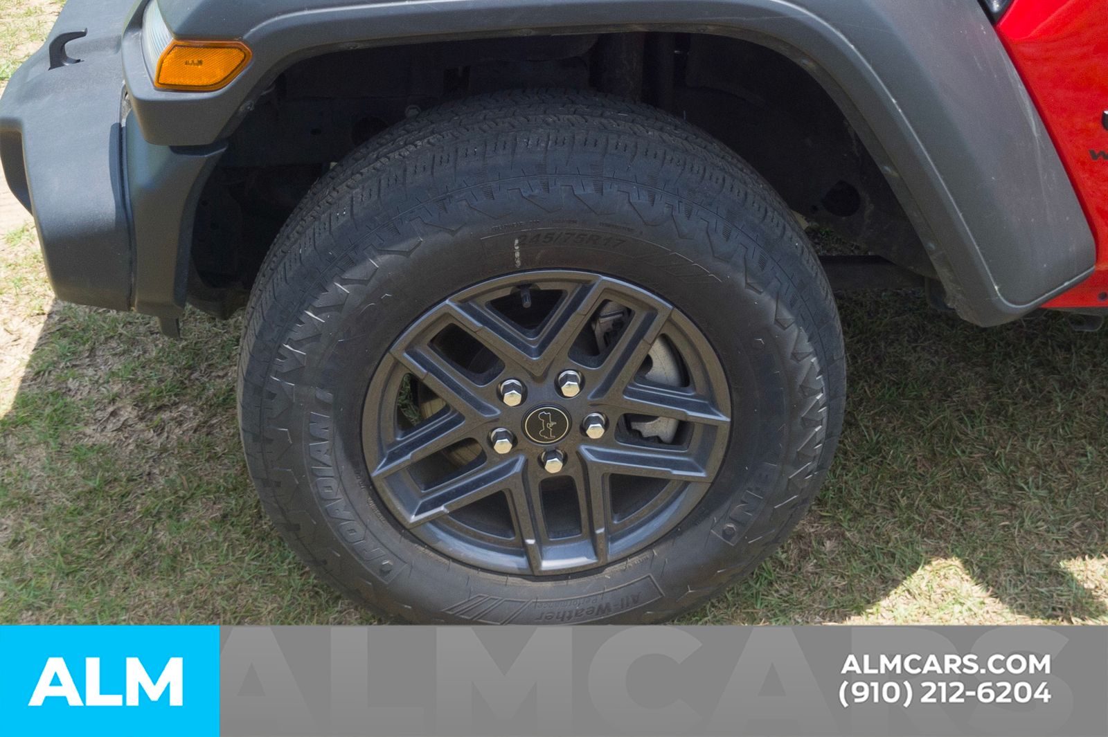 Used 2025 Red Clearcoat Jeep Sport S image 13