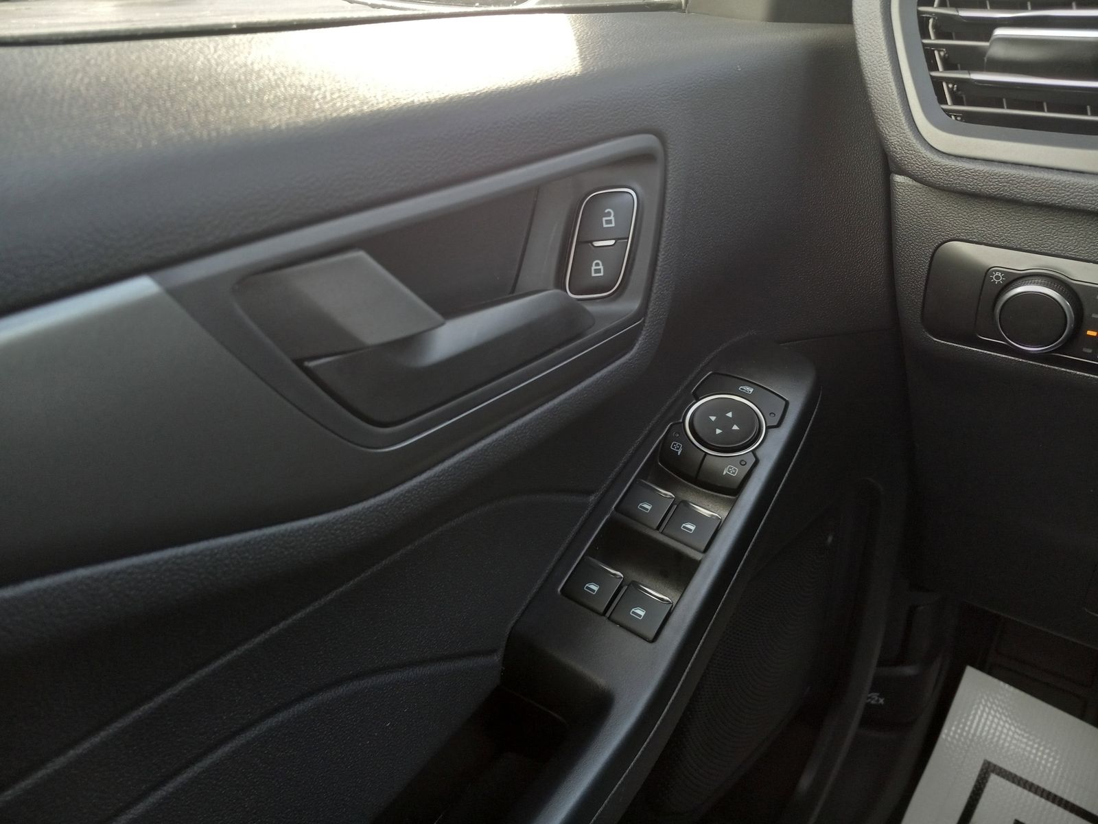 2026 Ford Escape image 19
