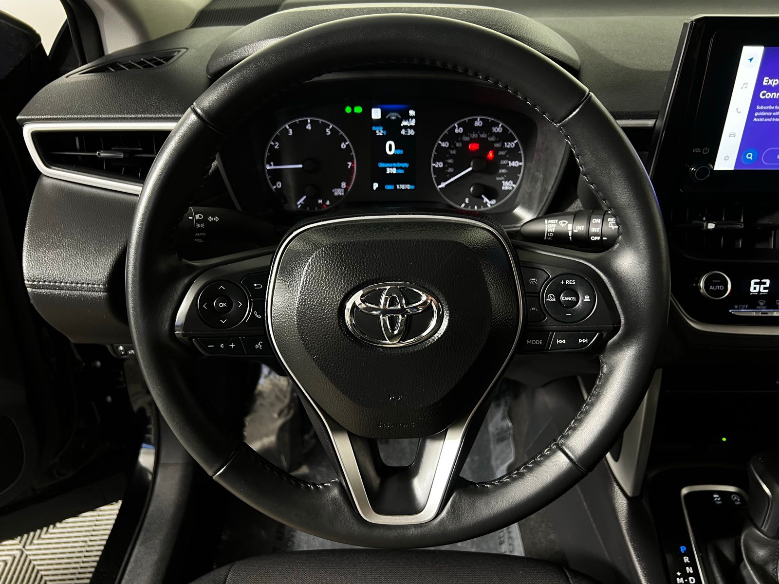 Thumbnail: 2025 Toyota Corolla Cross - 14