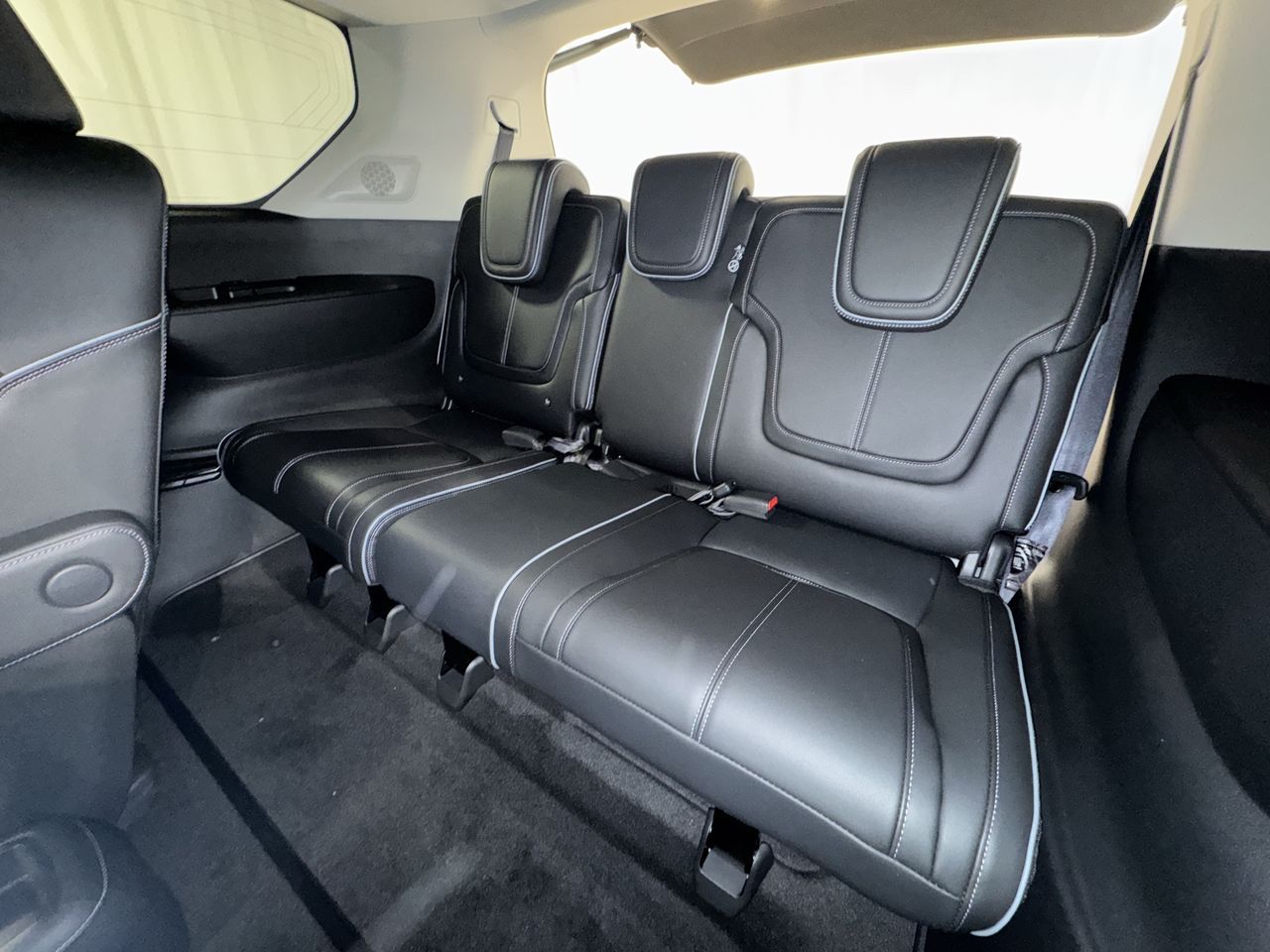 2025 Infiniti QX80 Sensory photo 28