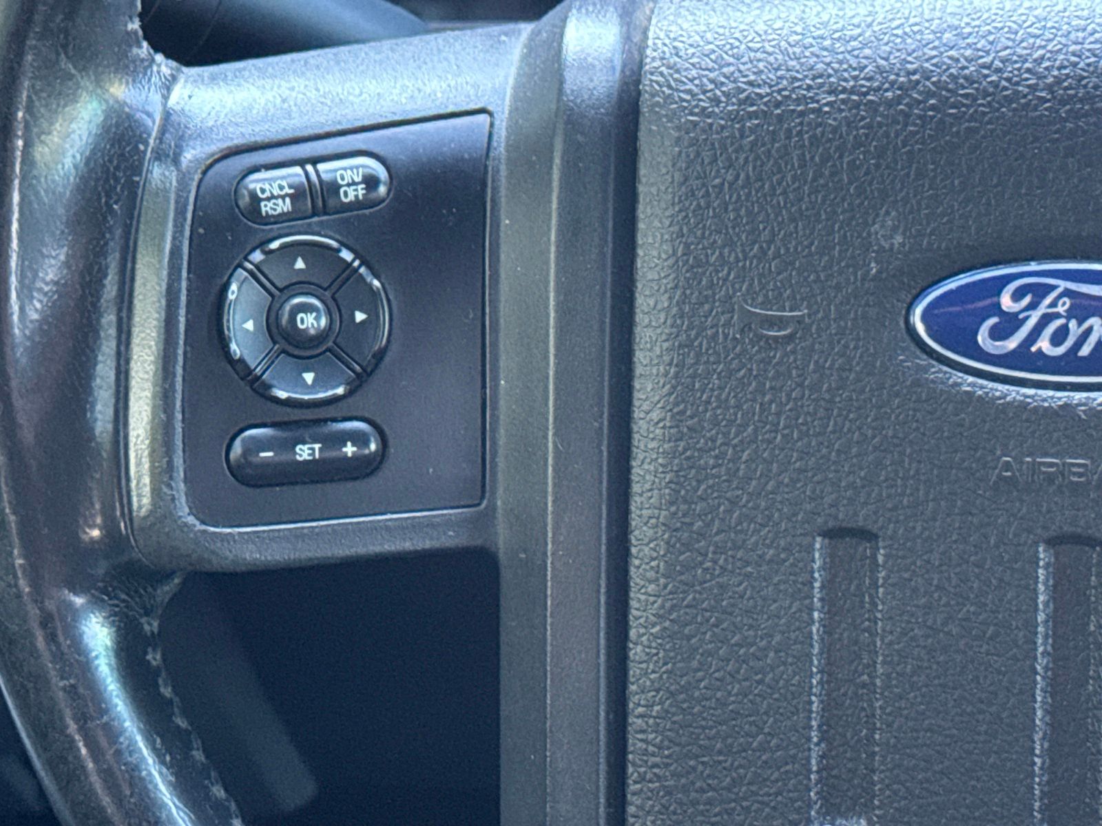 Used 2015 Tuxedo Black Metallic Ford Lariat image 30