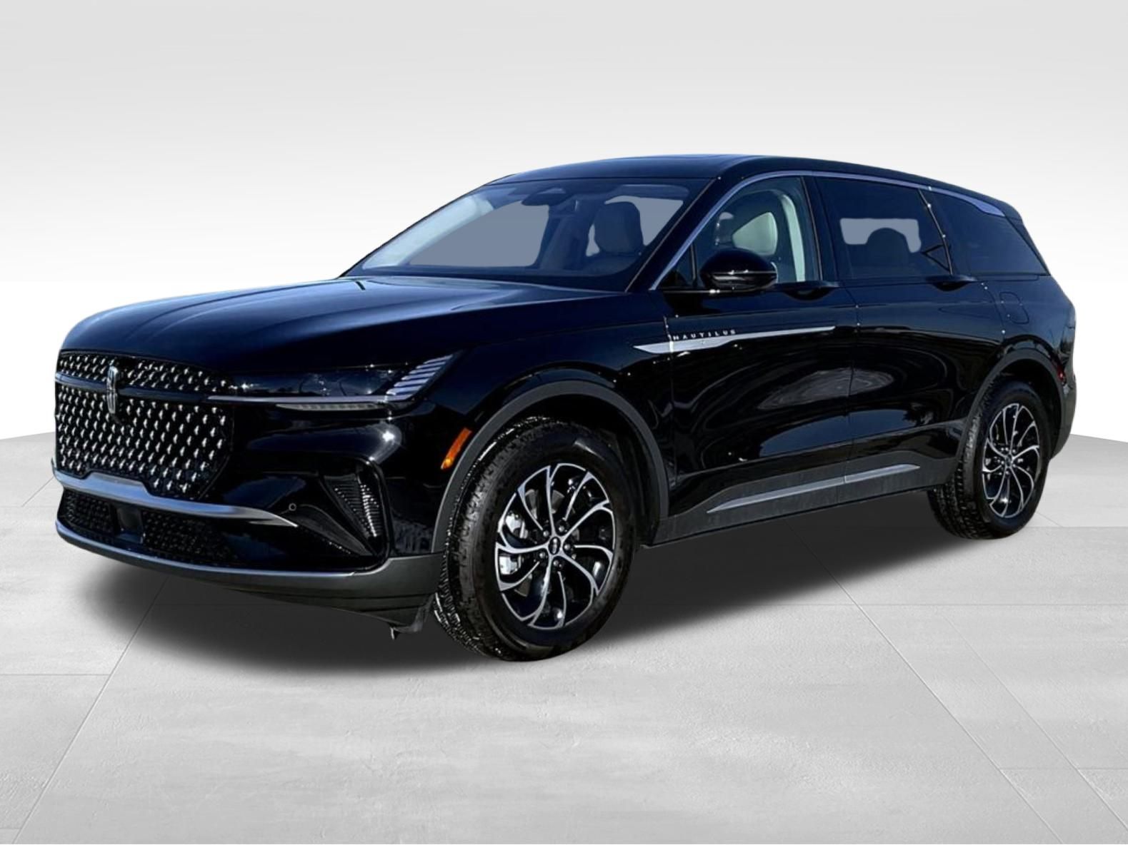 Infinite Black Metallic Clearcoat 2026 Lincoln Nautilus Premiere AWD SUV / Crossover All-Wheel Drive 8-Speed Automatic