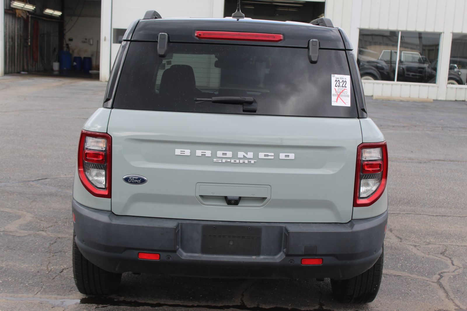 View vehicle photo 5