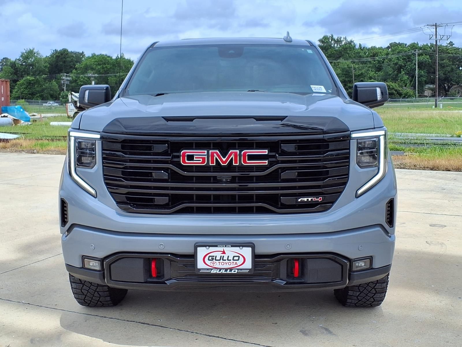 2024 GMC Sierra 1500 AT4 - 3