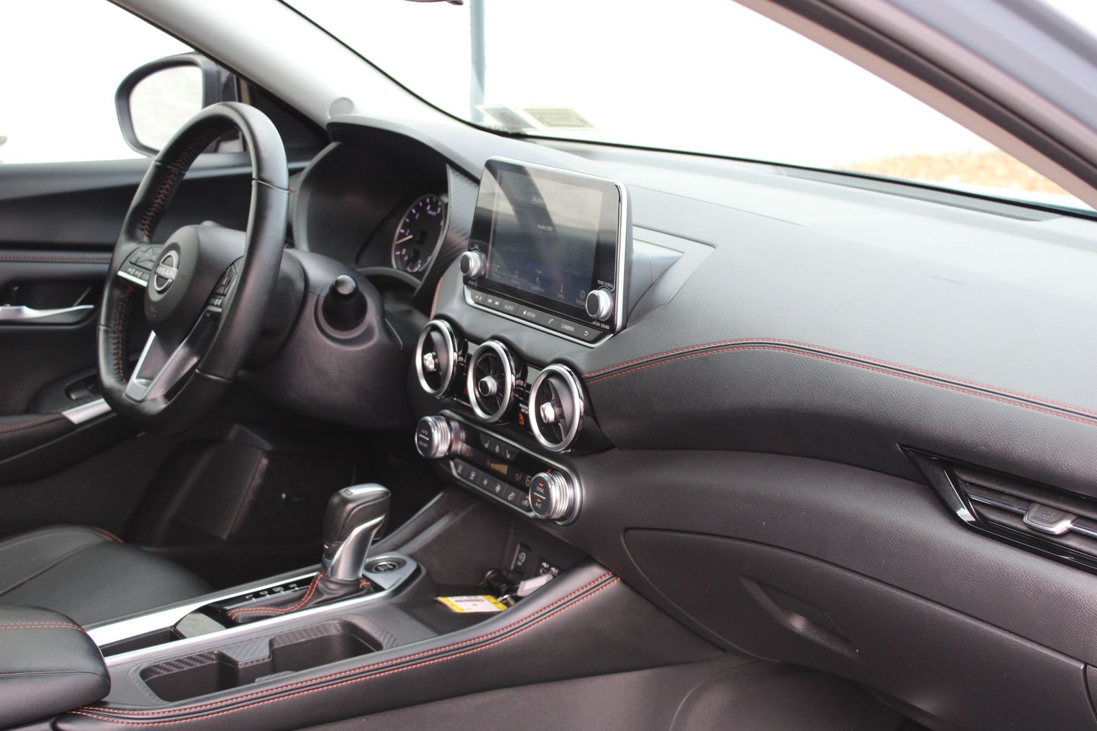 Used 2024 Gray Nissan SR image 24