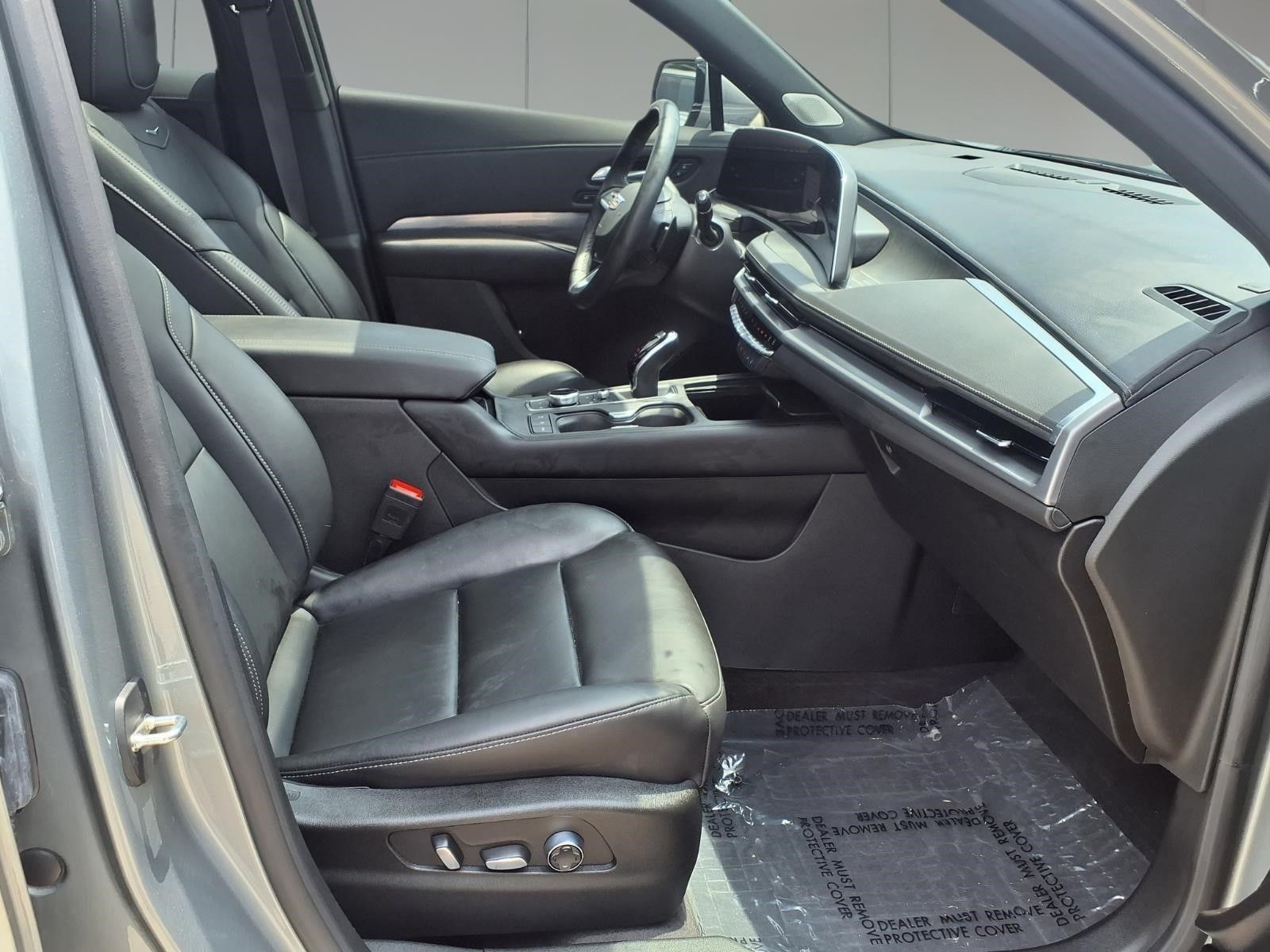 2024 Cadillac XT4 Premium Luxury Silver at Community Toyota