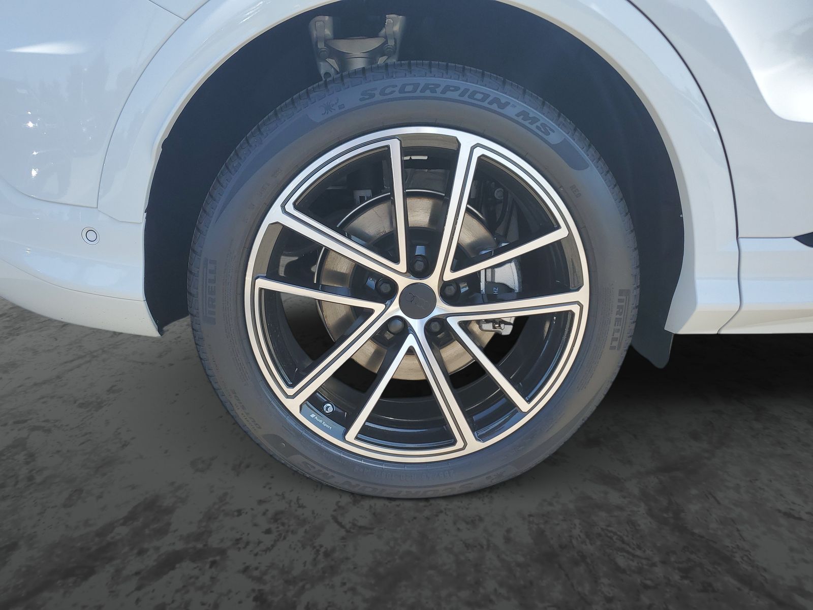 Vehicle photo