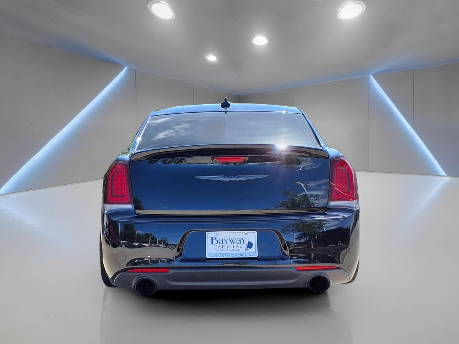 2023 Chrysler 300 C - 6