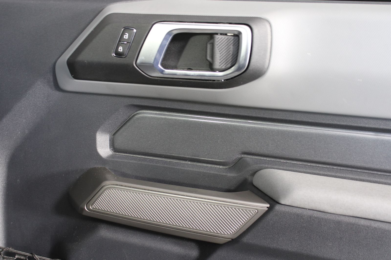 Used 2023 Gray Ford Black Diamond image 20
