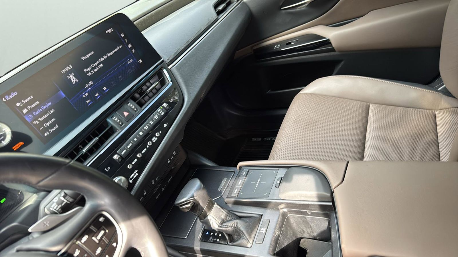 Used Car 2022 Lexus Es  350 For Sale Under $35,000 In Austin, Texas