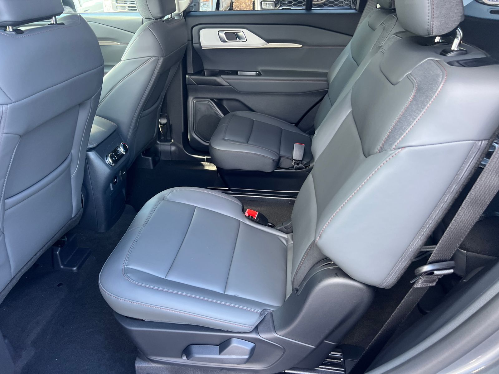 New 2026 Carbonized Gray Metallic Ford Active image 16