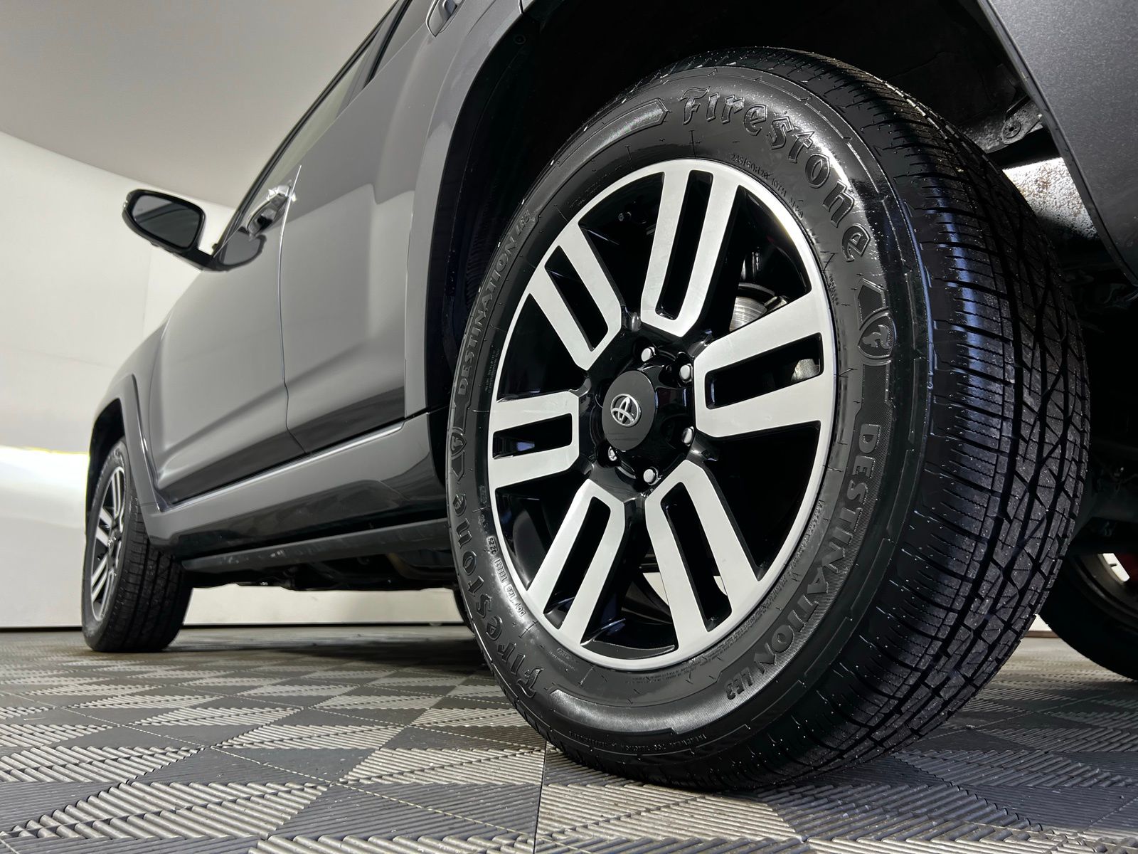 Thumbnail: 2023 Toyota 4Runner - 30