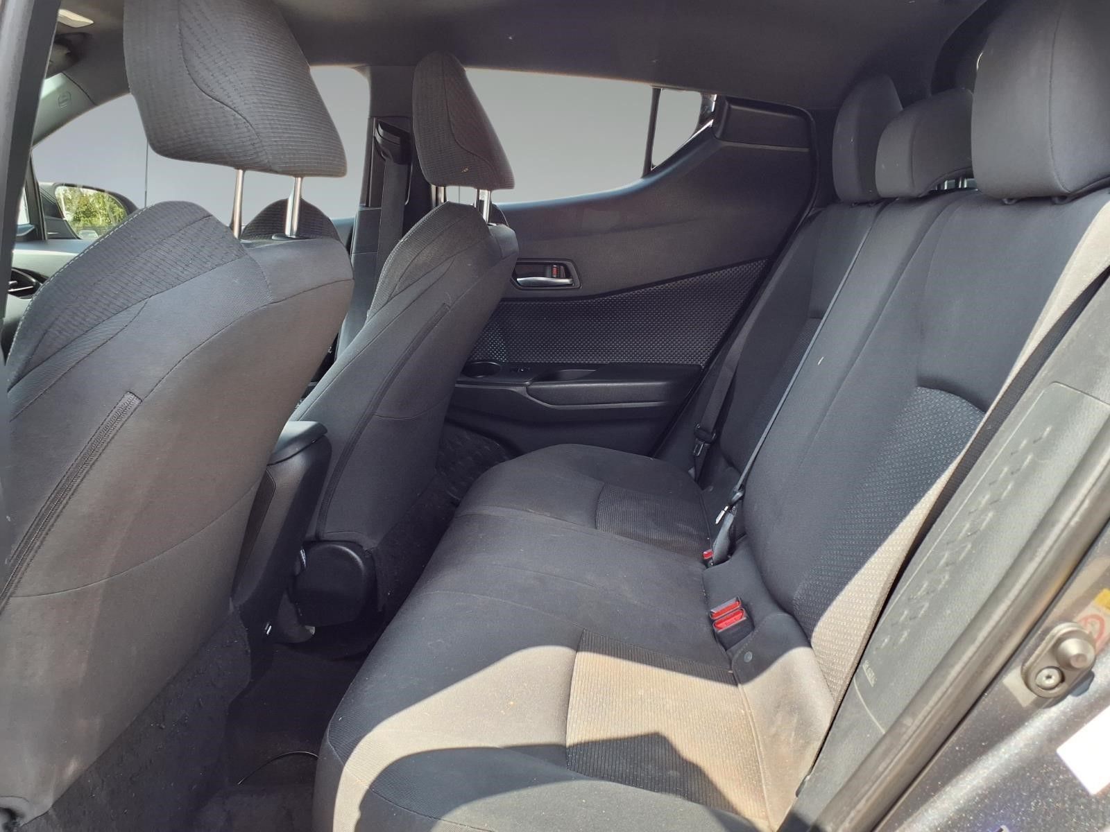 2018 Toyota C-HR XLE Premium - 11