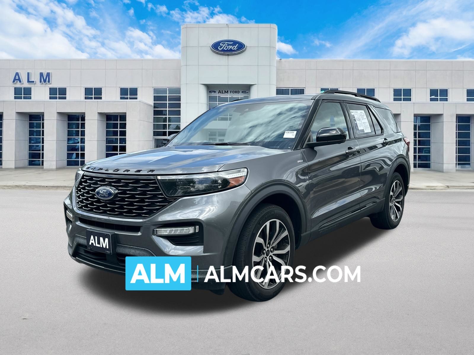 2022 Ford Explorer ST-Line