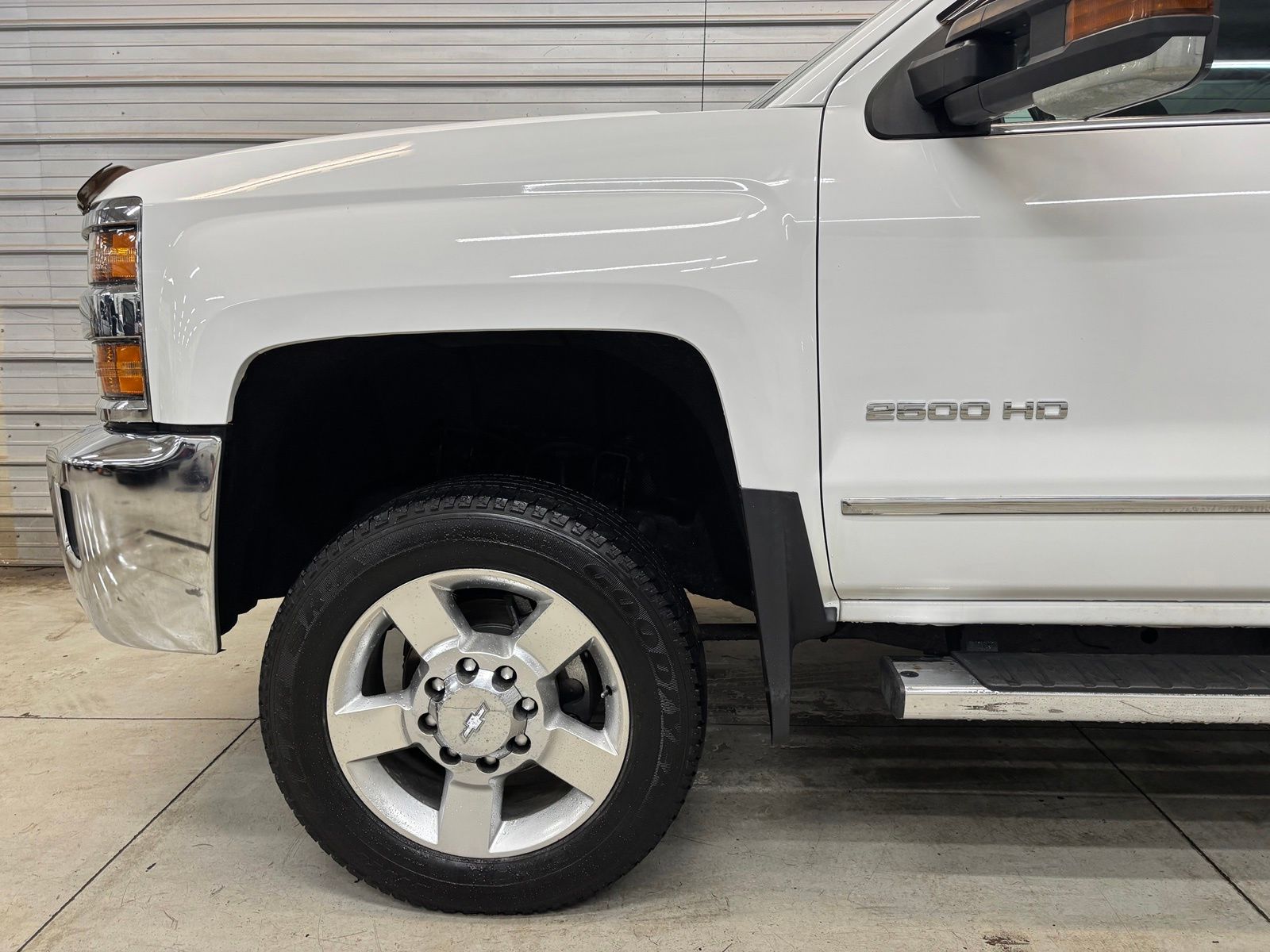2017 Chevrolet Silverado 2500HD LTZ - Image 4