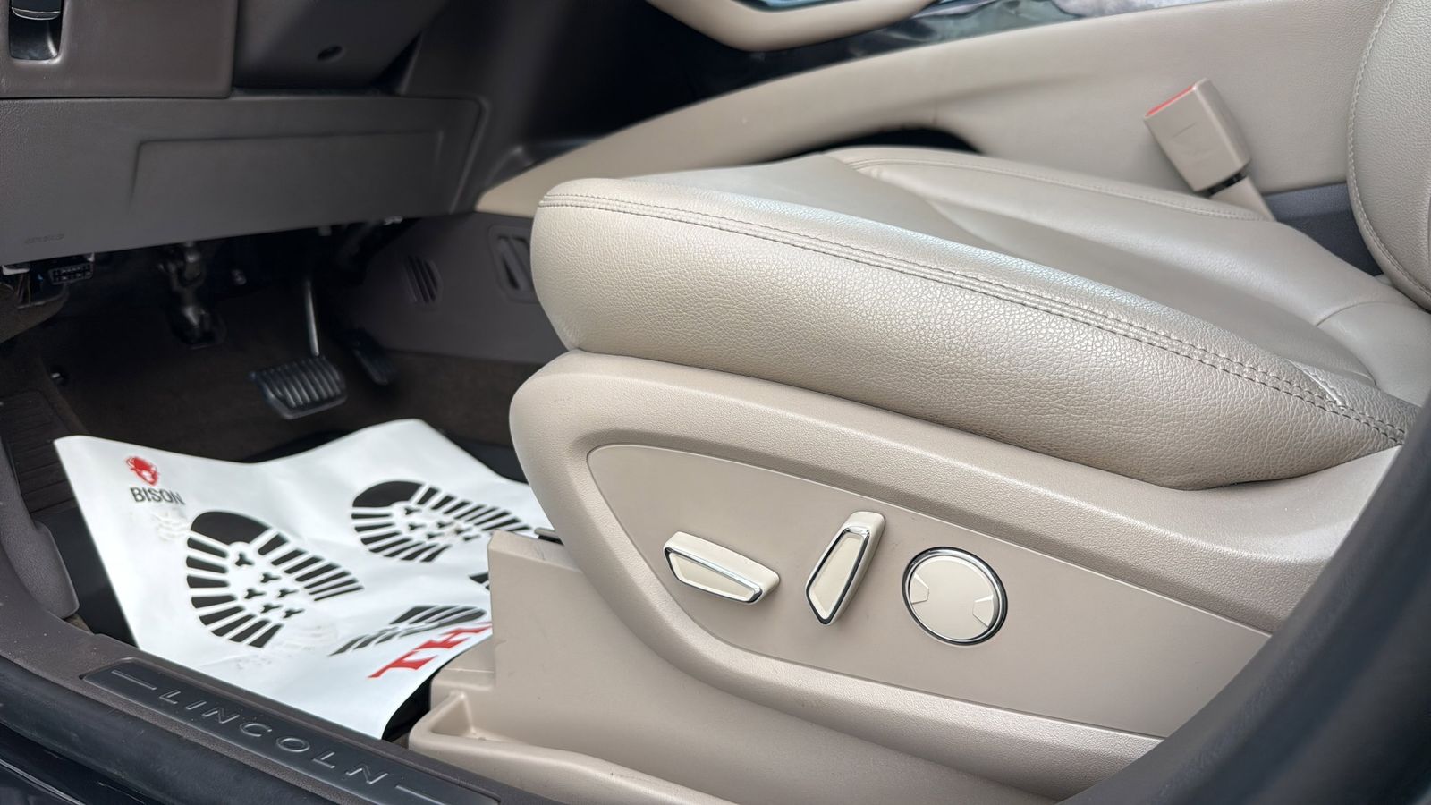 Used Car 2022 Lincoln Nautilus  Standard For Sale Under $30,000 In Austin, Texas