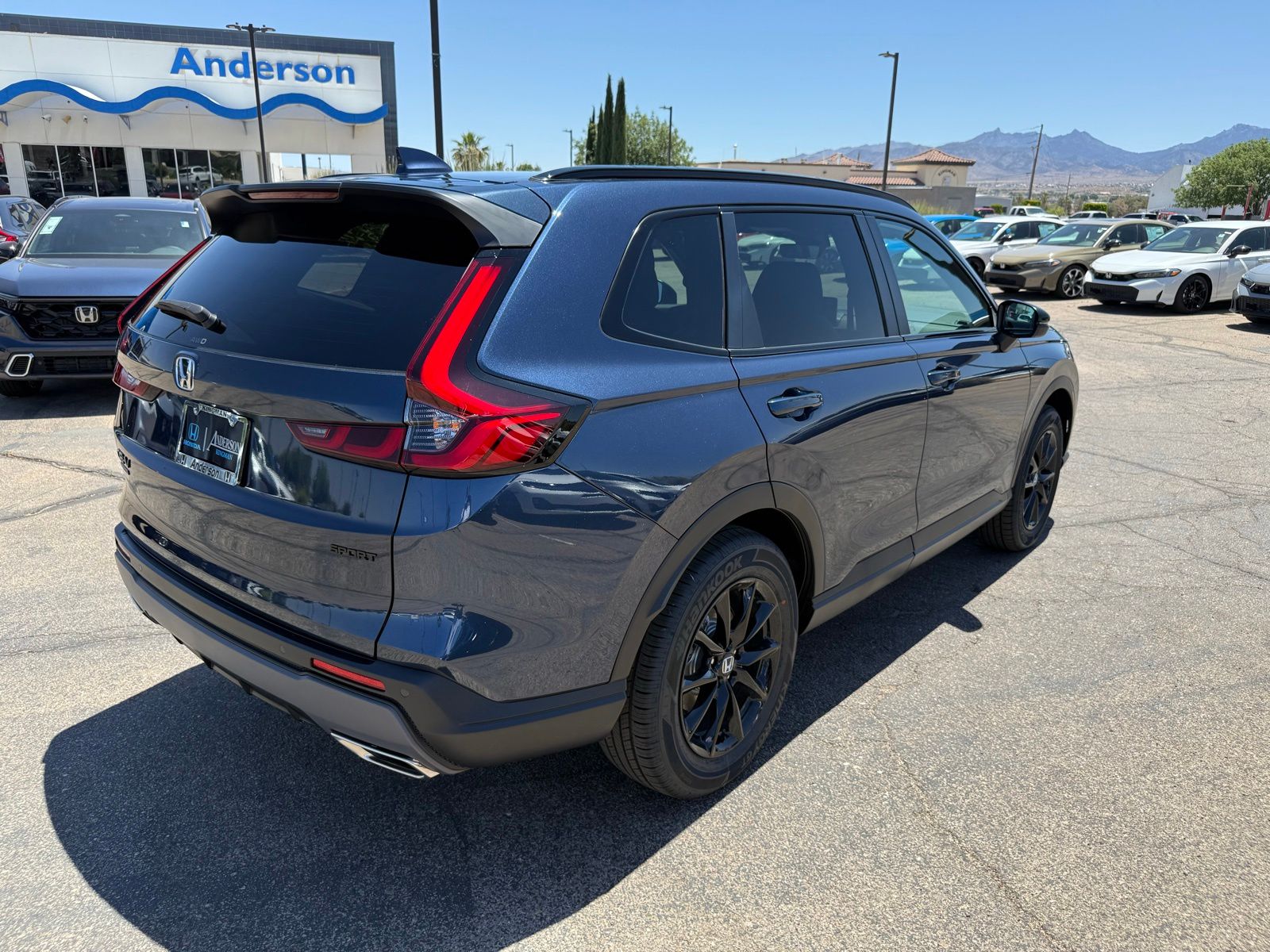 View vehicle photo 5