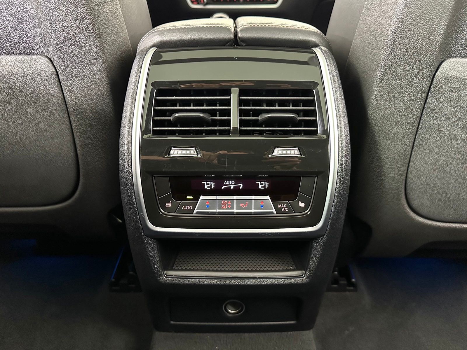 2023 BMW X5 45e - Photo 33
