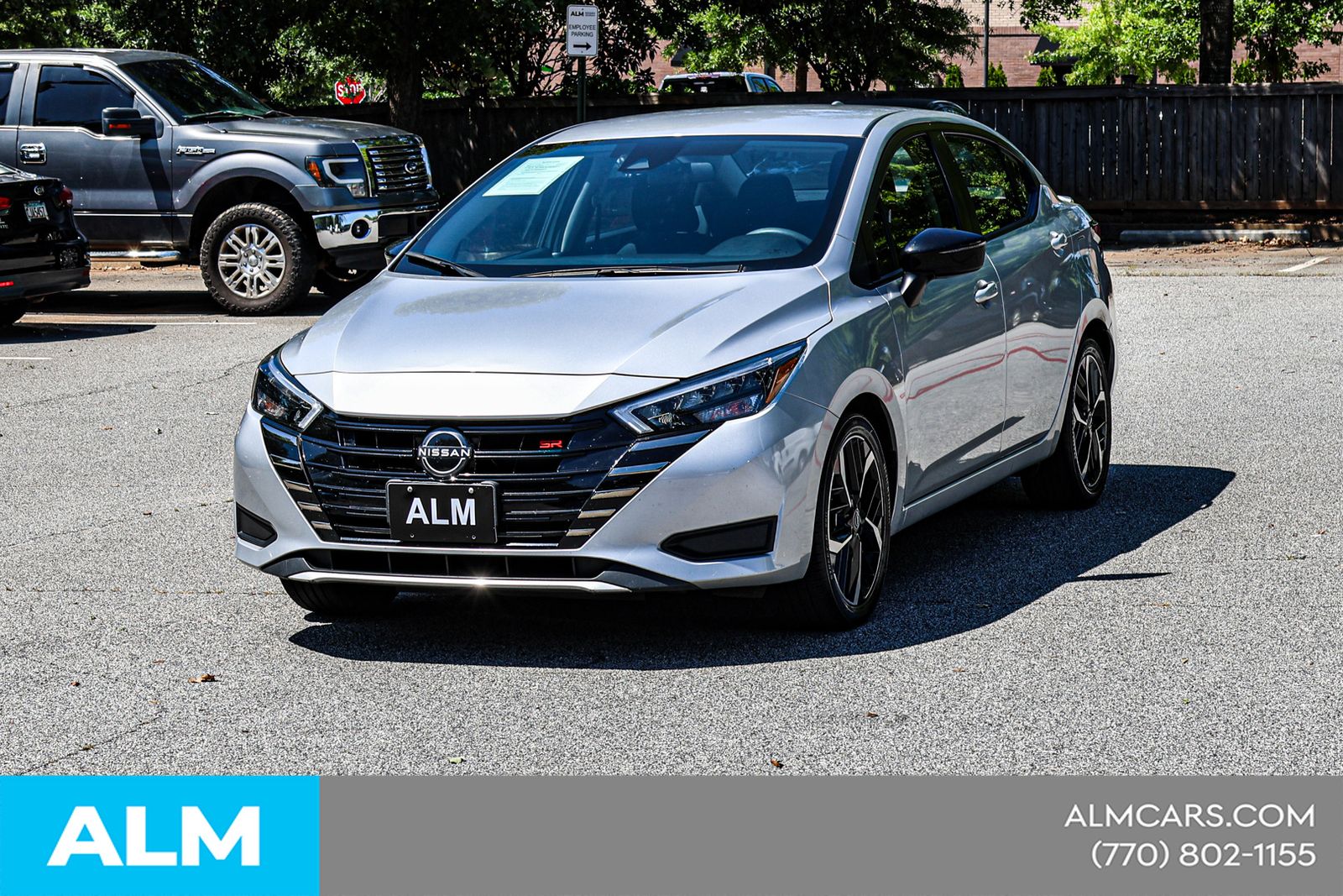 Used 2024 Silver Nissan 1.6 SR image 3