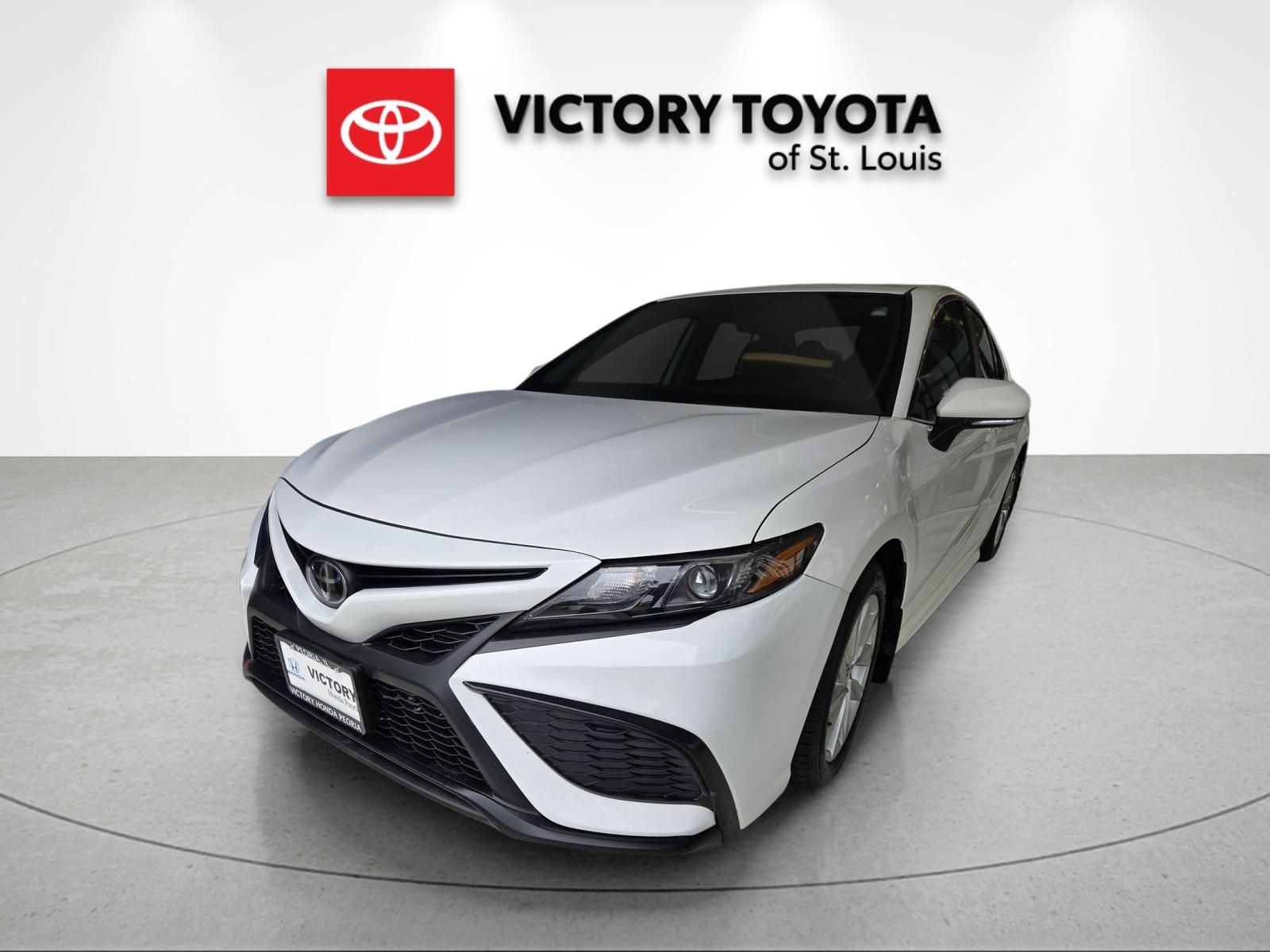 White 2023 Toyota Camry Sedan Front-Wheel Drive 8-Speed Automatic
