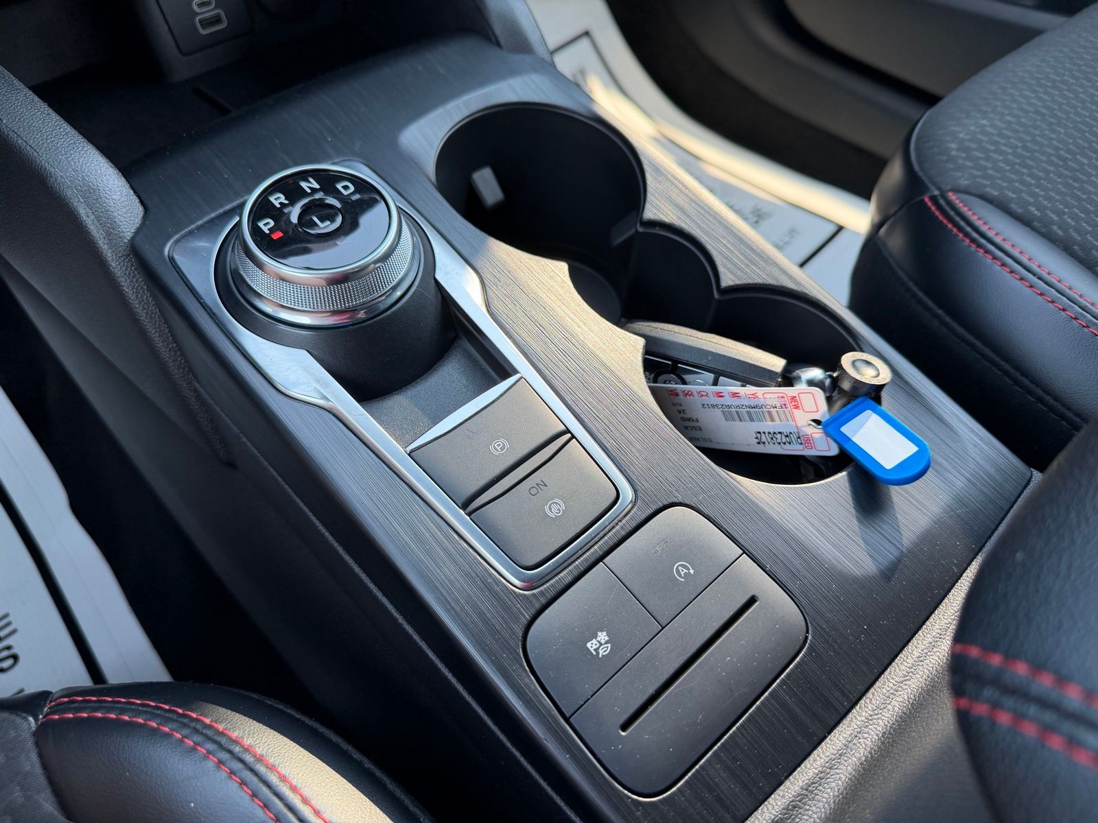 2024 Ford Escape image 24