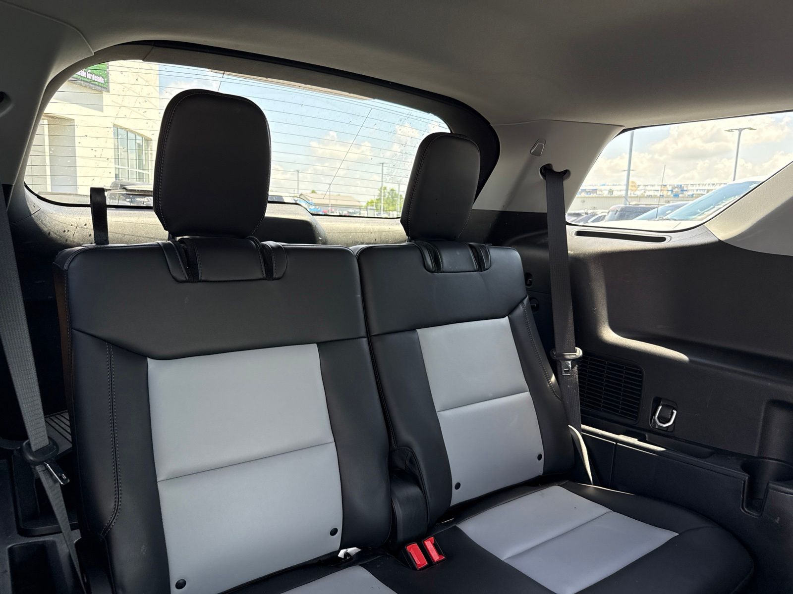 2024 Ford Explorer image 9