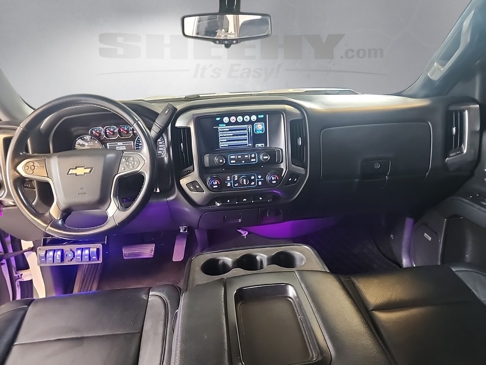 Used 2017 Summit White Chevrolet LT image 3