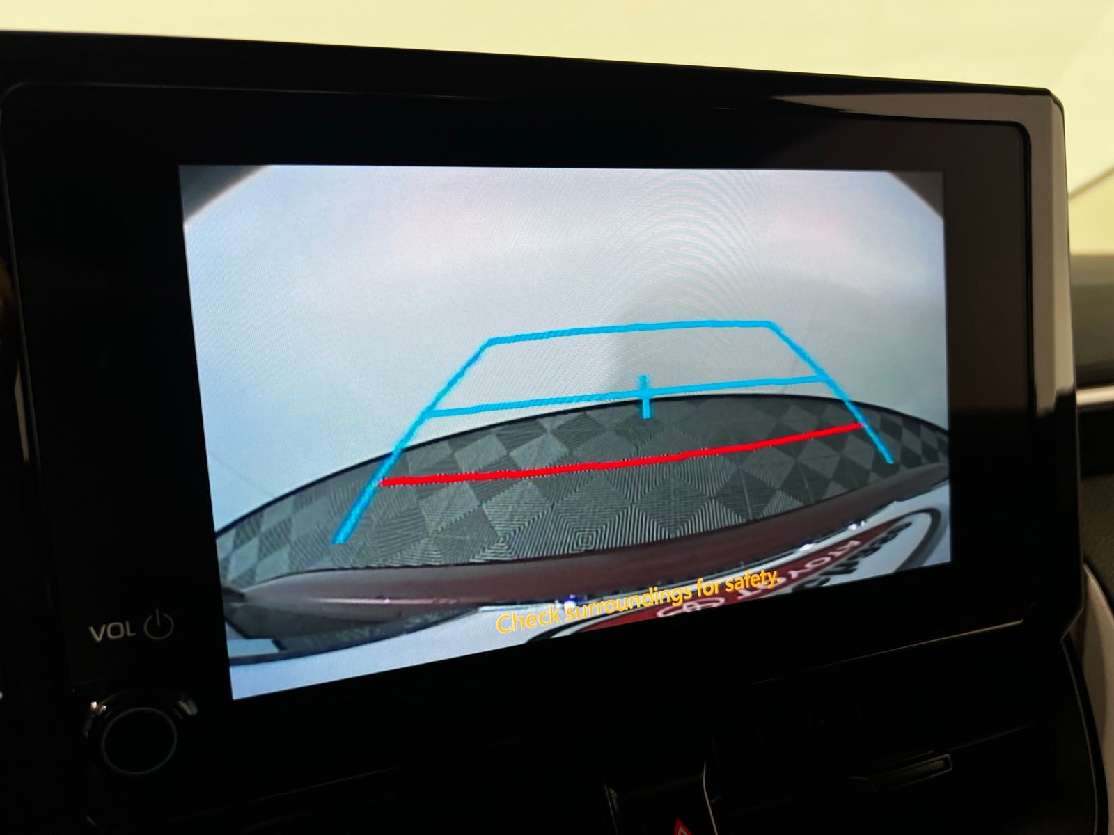 Thumbnail: 2025 Toyota Corolla - 18